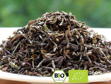 Would you like to make or brew your own kombucha tea with this delicious organic black tea? Here you can order Organic Darjeeling TGFOP-I