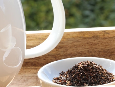 Breakfast Tee - Englische Teekultur pur - Wollen Sie leckeren Kombucha Tee einfach selber herstellen und sicher bestellen? Hier finden Sie alles rund um den idealen Tee für Ihren Kombucha, Herstellanleitungen und leckere Rezepte Gratis, Komplettsets und A