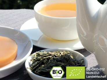 Bio Lung Ching - Drachenbrunnentee mit sehr gleichmäßigem, flachgepresstem Blatt - Wollen Sie leckeren Kombucha Tee einfach selber herstellen und sicher bestellen? Hier finden Sie alles rund um den idealen Tee für Ihren Kombucha, Herstellanleitungen und l