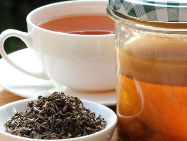 Wollen Sie koffeinfreien Kombucha mit unseren unvergleichlich leckeren und extra für die Herstellung der Getränke qualifizierten Teesorten herstellen? Darjeeling entkoffeiniert entcoffeiniert